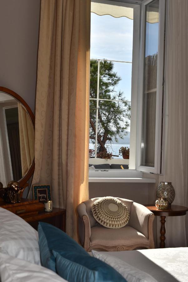 Zadar Center Beach Apartment - Directly On The Sea Exterior foto